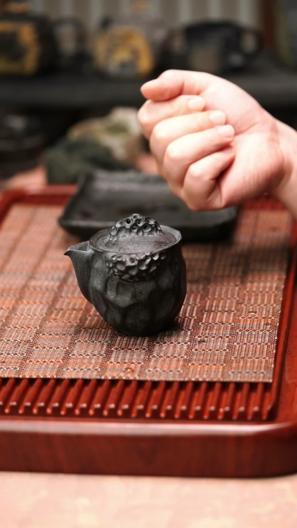 中式归玉堂冰碛岩重工雕刻太湖石宝瓶