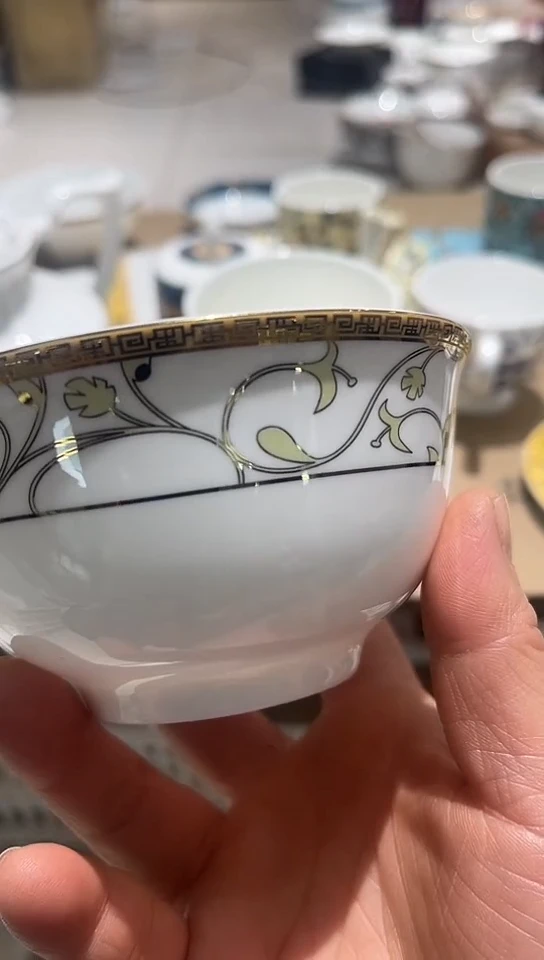 钛合金2个4.25碗隆达骨瓷