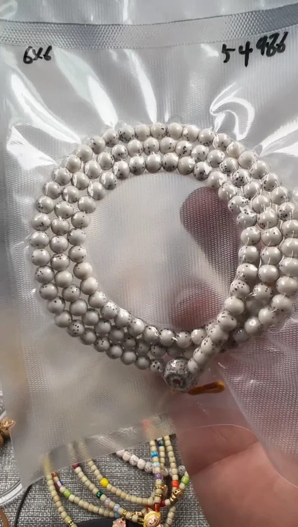 星月菩提吊坠6mm骨瓷白无月大留白圆珠108