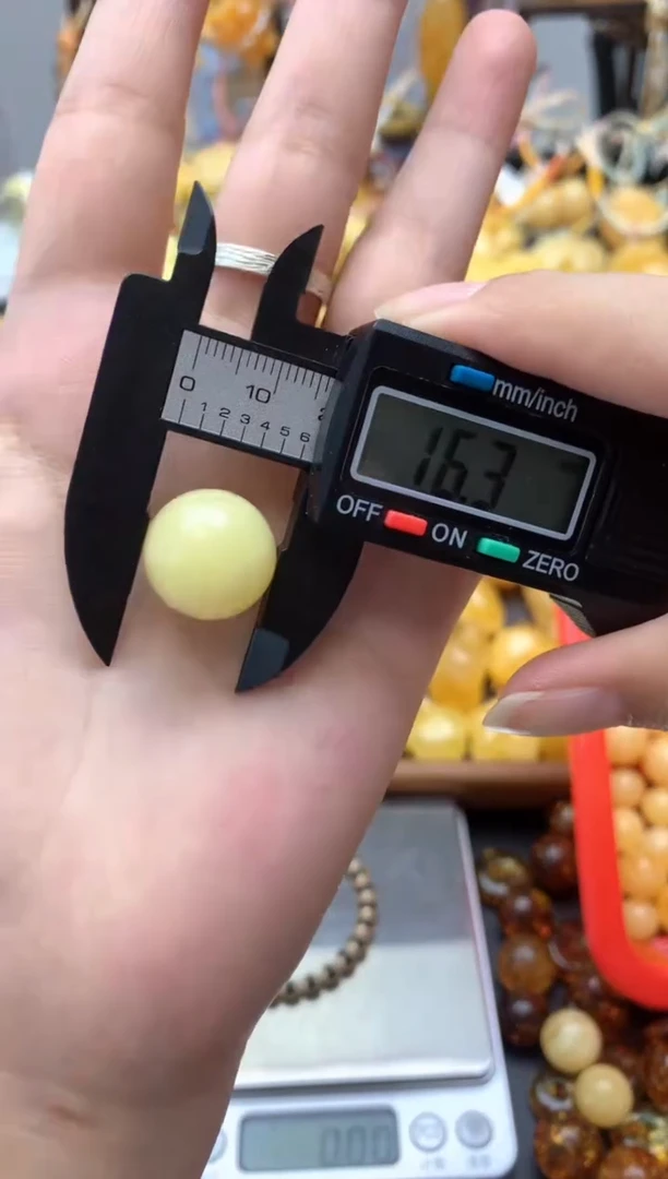 未镶嵌琥珀珠宝奇石102琥珀蜜蜡花粉有纹小坑介意勿拍