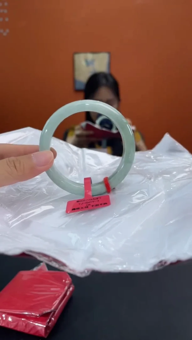 未镶嵌手镯翡翠4    55-56