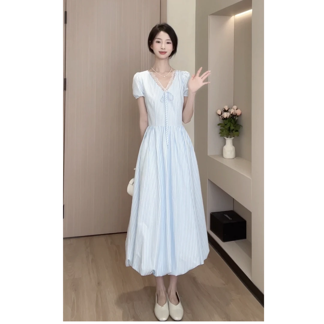 【野生甜穗】蓝色条纹花苞长裙设计感连衣裙减龄连衣裙B251Q0757