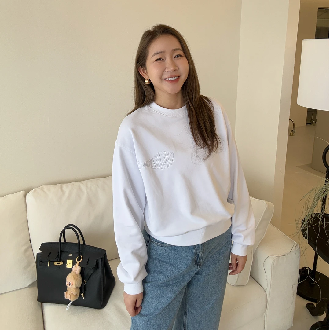 widelia陈姬儿秋季简约字母刺绣长袖卫衣女百搭圆领休闲上衣8059