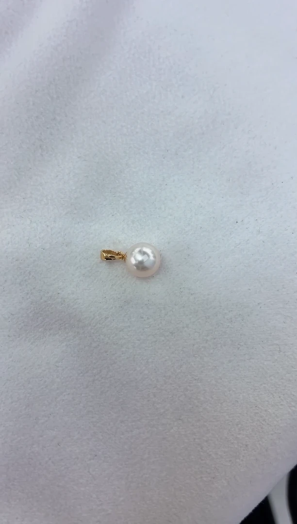 颈饰18K金镶嵌海水珍珠瓜子扣8-8.5（赠送银链子