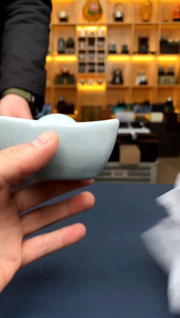 【闪购商品】撤柜高货，价格随便开@@D523
