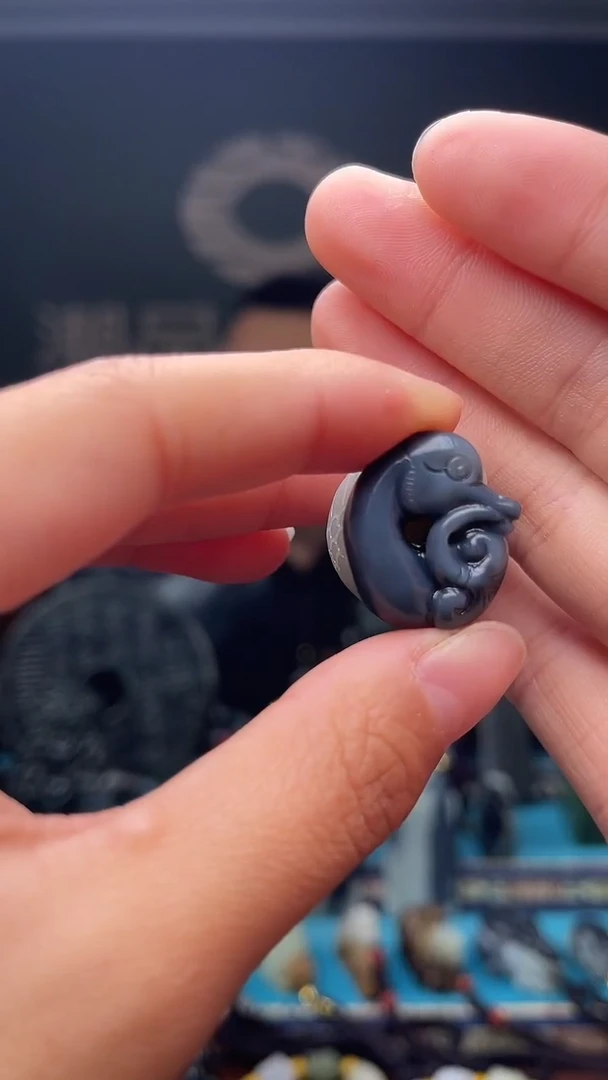 未镶嵌和田玉挂件1