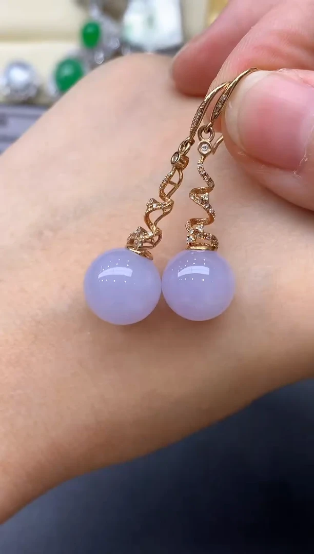 翡翠18K金镶嵌颈饰436中国好珍宝