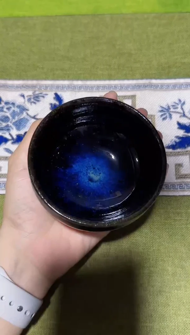 茶盏54国礼艺术家白牡丹创始人-顾攀虹