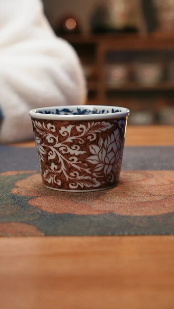 【闪购商品】正萌堂青花釉里红缠枝莲纹哈根杯