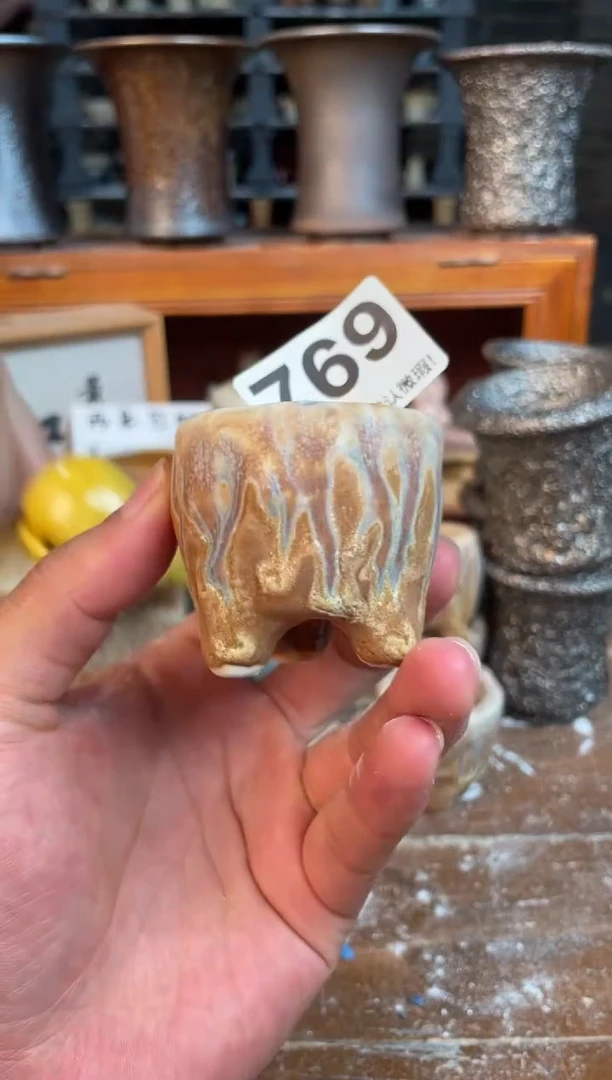 瓷片769小芳直播 编号