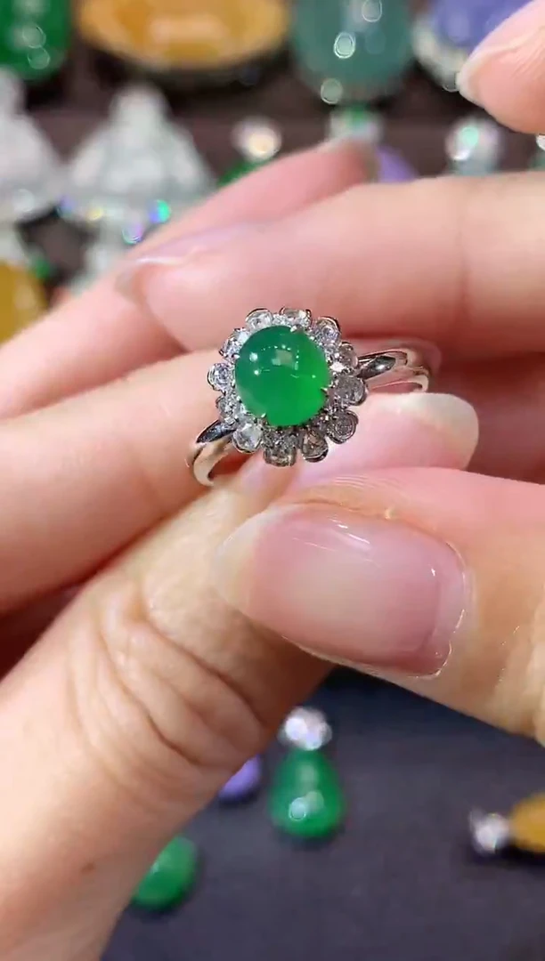 18K金镶嵌戒指翡翠D2