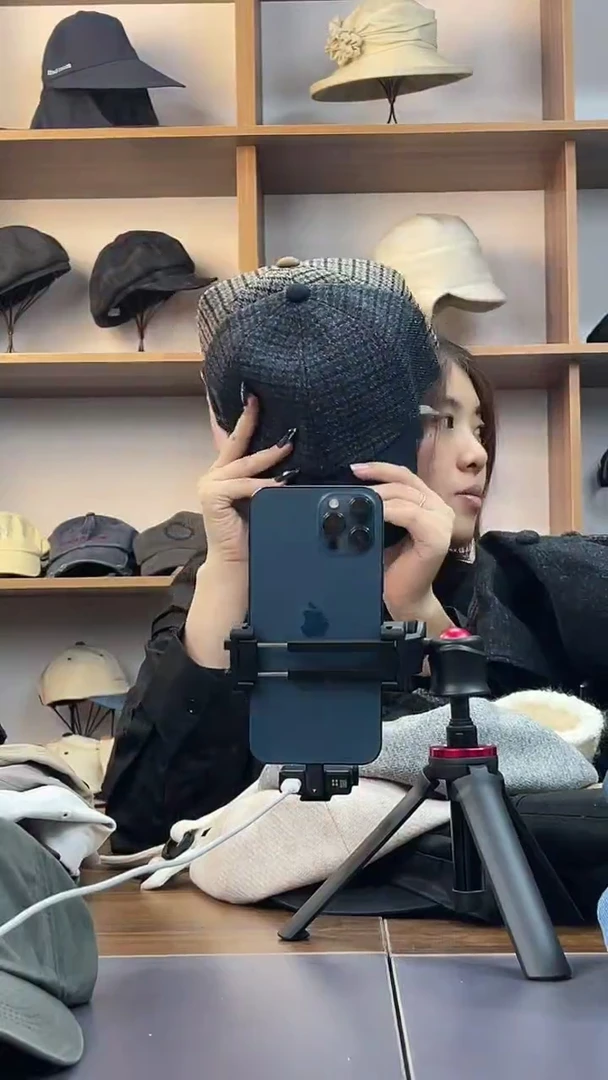 头层牛皮革O家新款格纹棒球帽