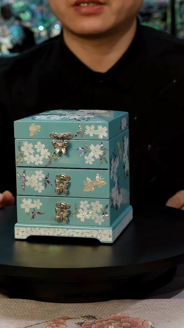 满贝底·弘贝雅螺钿漆器文化馆