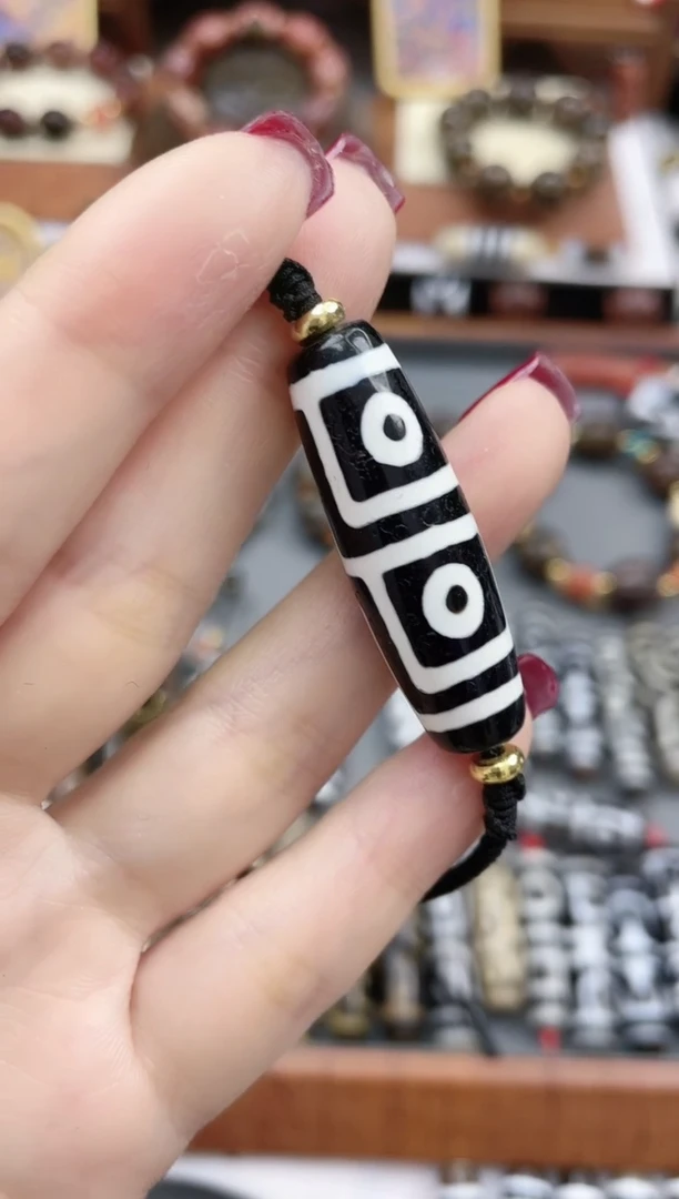 【闪购商品】玛瑙/玉髓珠珠未镶嵌黑白地门四眼