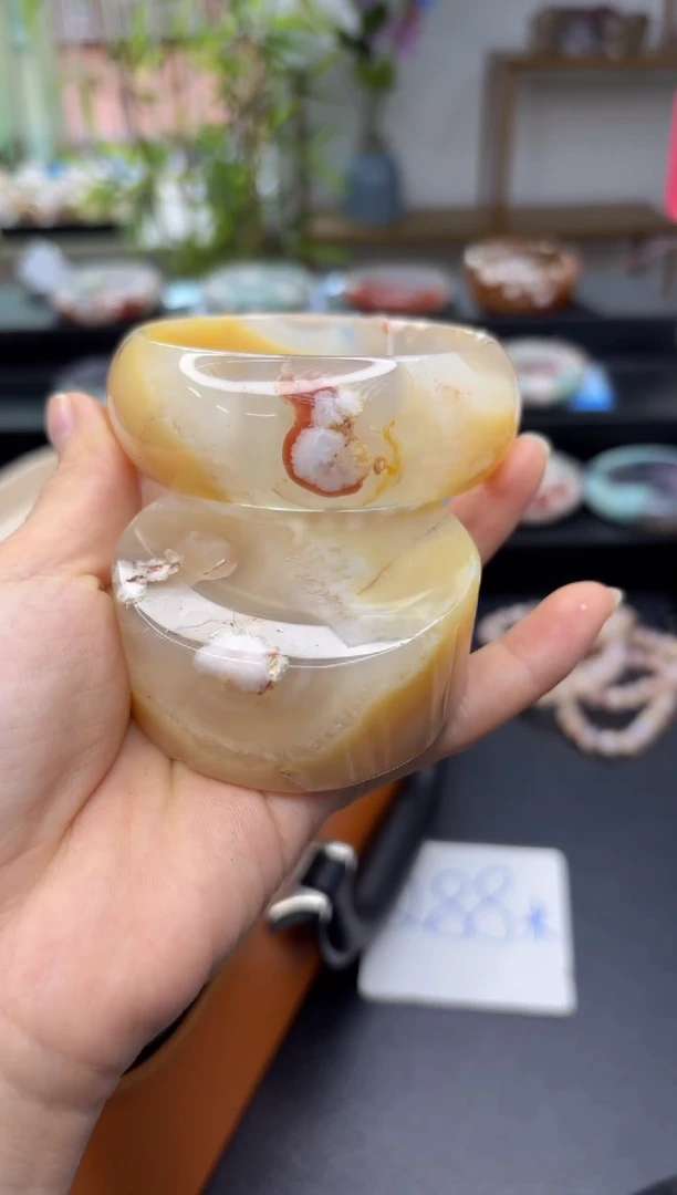 【闪购商品】石英质玉手镯未镶嵌A1296(63圈赠送镯心)