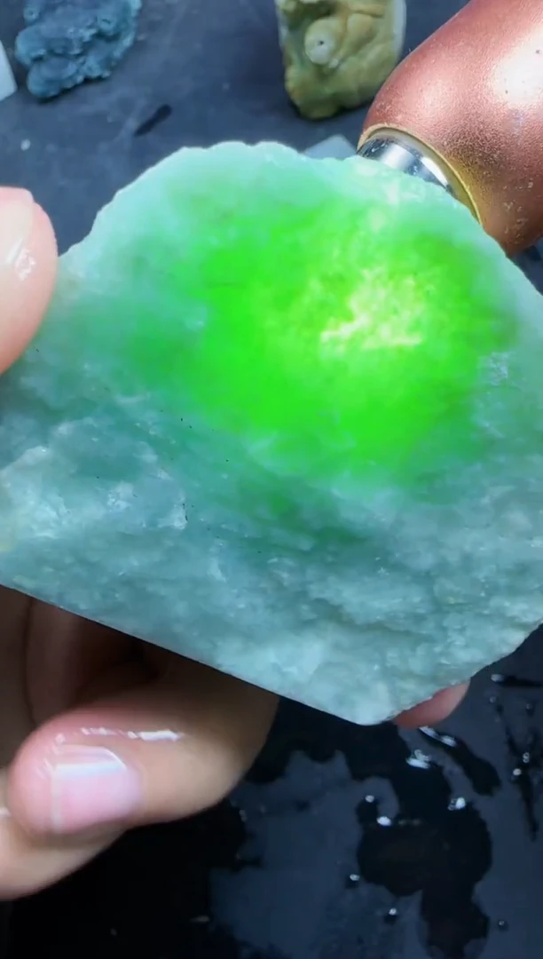 【闪购商品】翡翠颈饰未镶嵌068翡翠