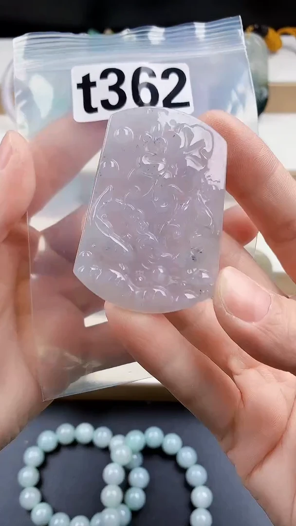 颈饰未镶嵌翡翠天然翡翠吊坠挂件