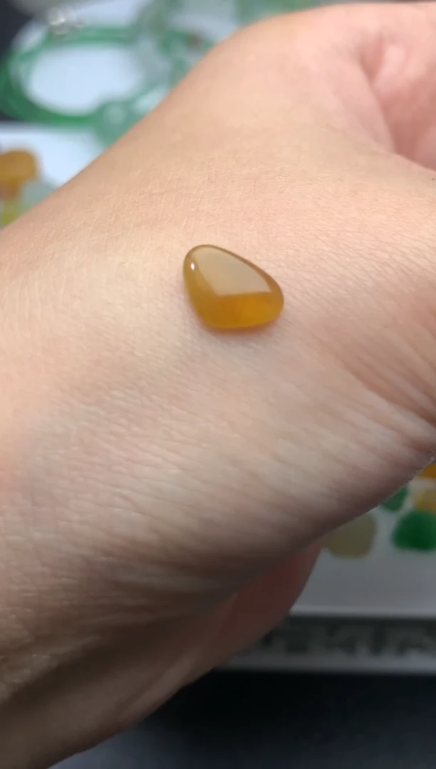 【闪购商品】定制翡翠未镶嵌毛货