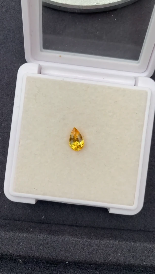 裸石彩色蓝宝石1.5ct黄蓝宝 FE 定制