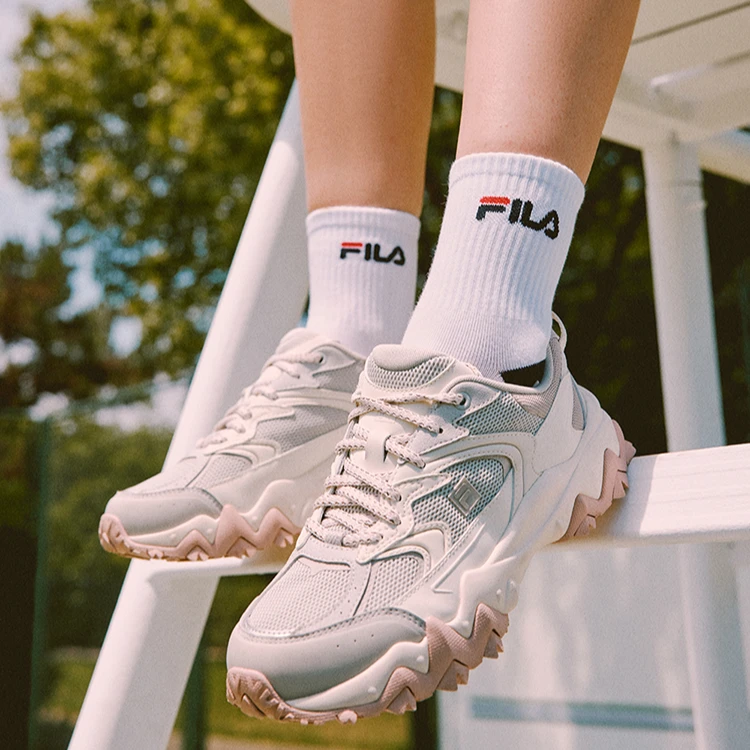 【秋冬增高情侣款】Fila/斐乐 老爹欧克曼旅游鞋女款F12W522120F