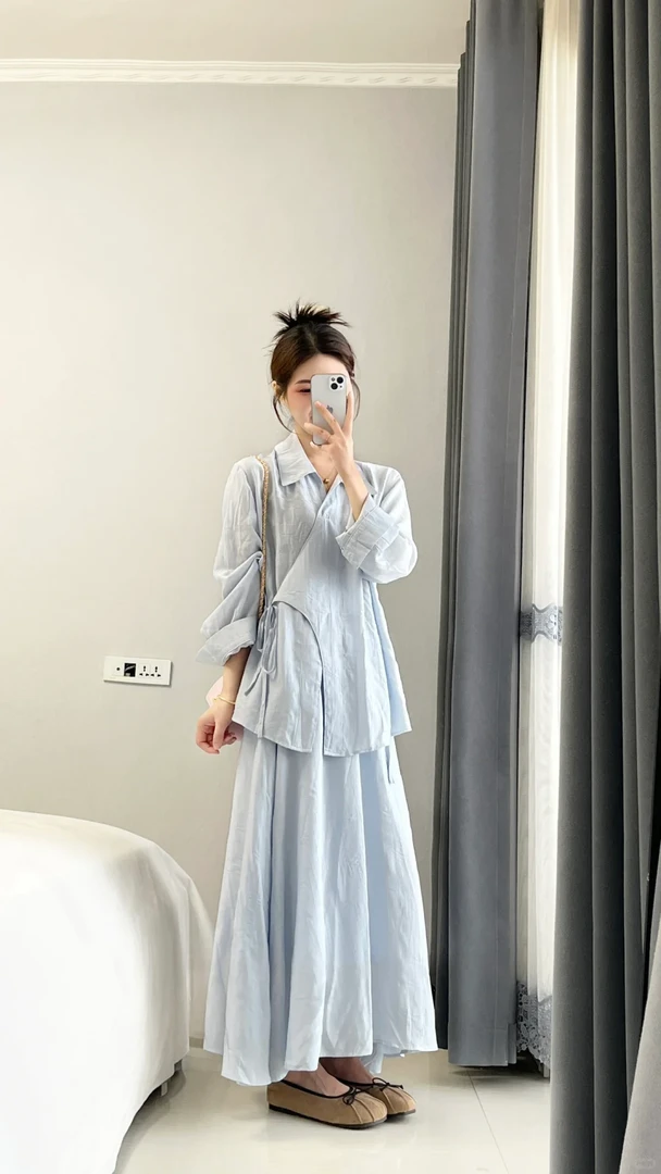 2025春夏新款蓝色收腰系带衬衫半裙套装女清纯系高级感通勤两件套