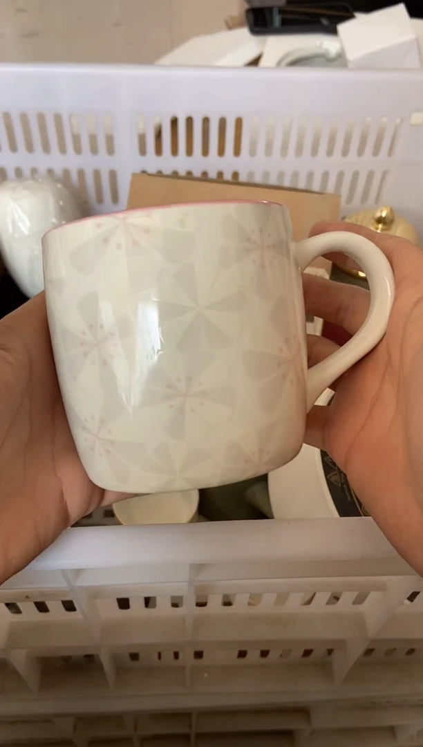 杯子瓷无运费险有瑕疵的摄影的产品有使用过的痕迹有点脏介意勿拍