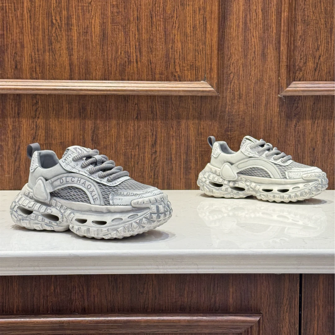 2025夏季新款时尚百搭潮流轻奢高端做旧网面休闲男鞋（标准码数）