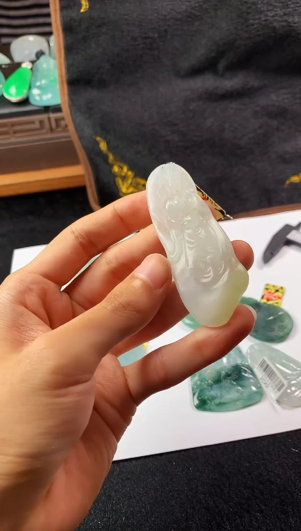 未镶嵌定制翡翠S毛货不退不换