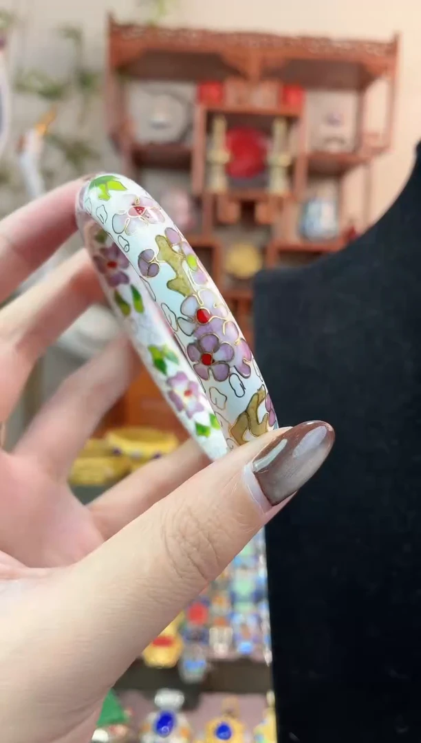 非遗手工景泰蓝镯子白色