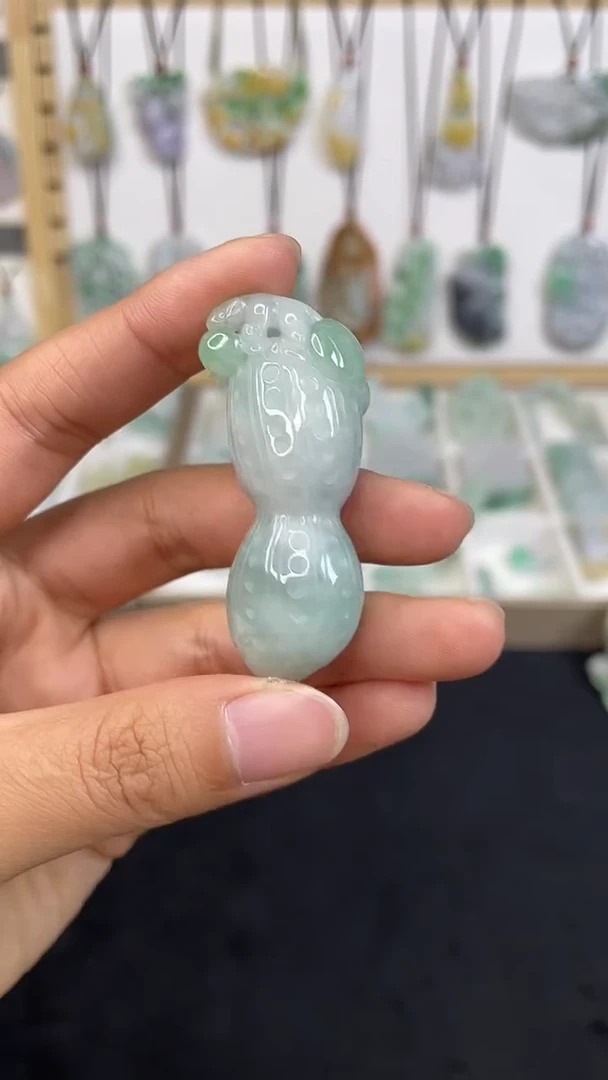 颈饰未镶嵌翡翠1