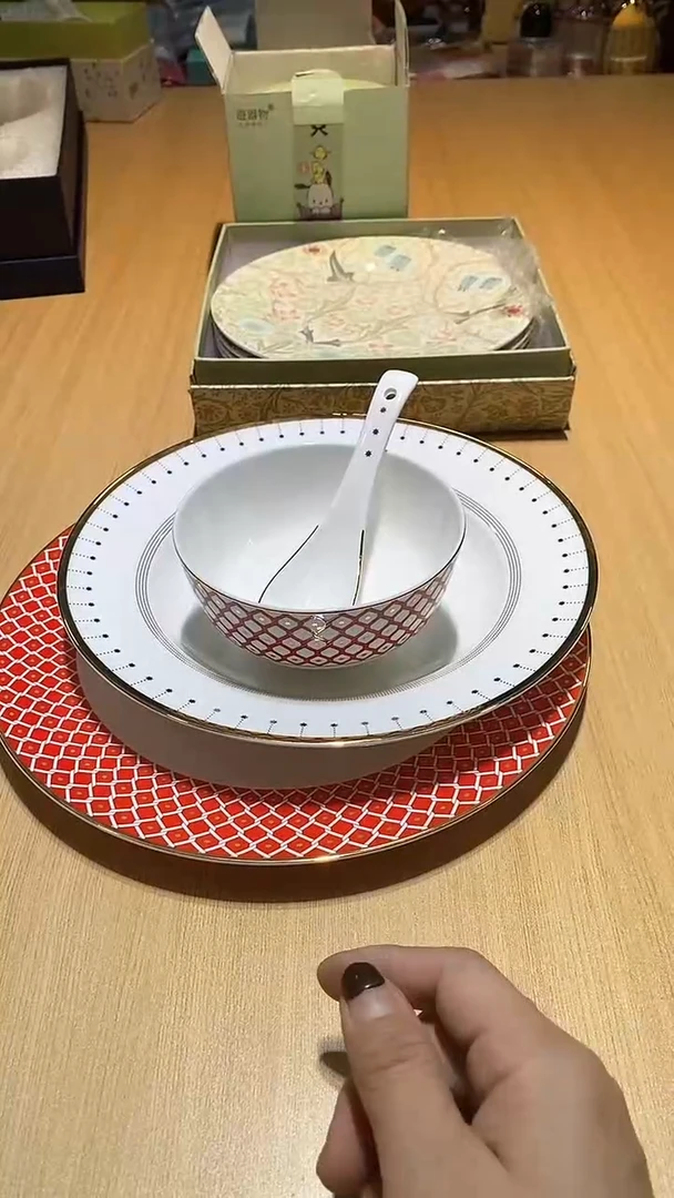 【闪购商品】瓷片锅碗瓢盆一件不剩