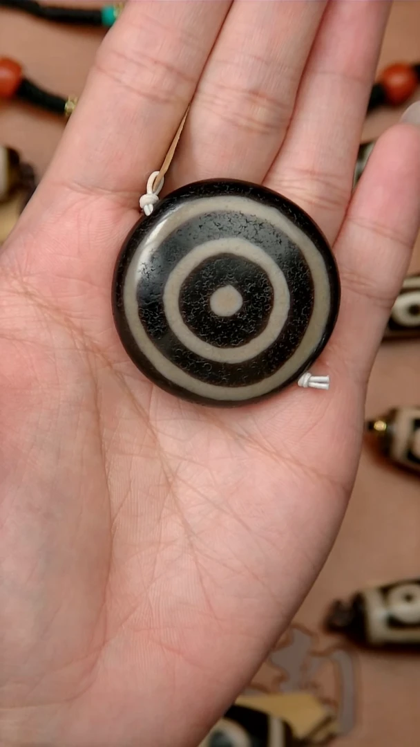 未镶嵌颈饰玛瑙/玉髓巍**爽板眼