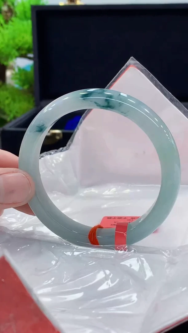 未镶嵌手镯翡翠翡翠手镯