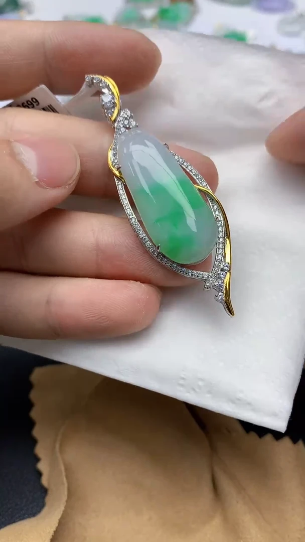 颈饰银S925镶嵌翡翠天然缅甸a货翡翠百元以上9元证书费自理