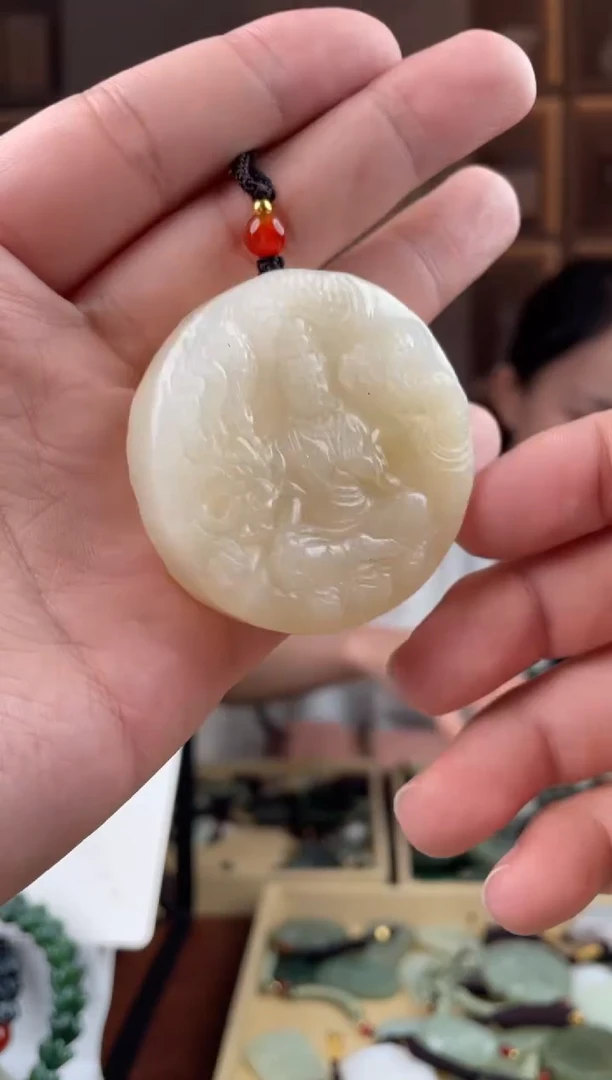 颈饰未镶嵌和田玉拍一发一，多样性发货