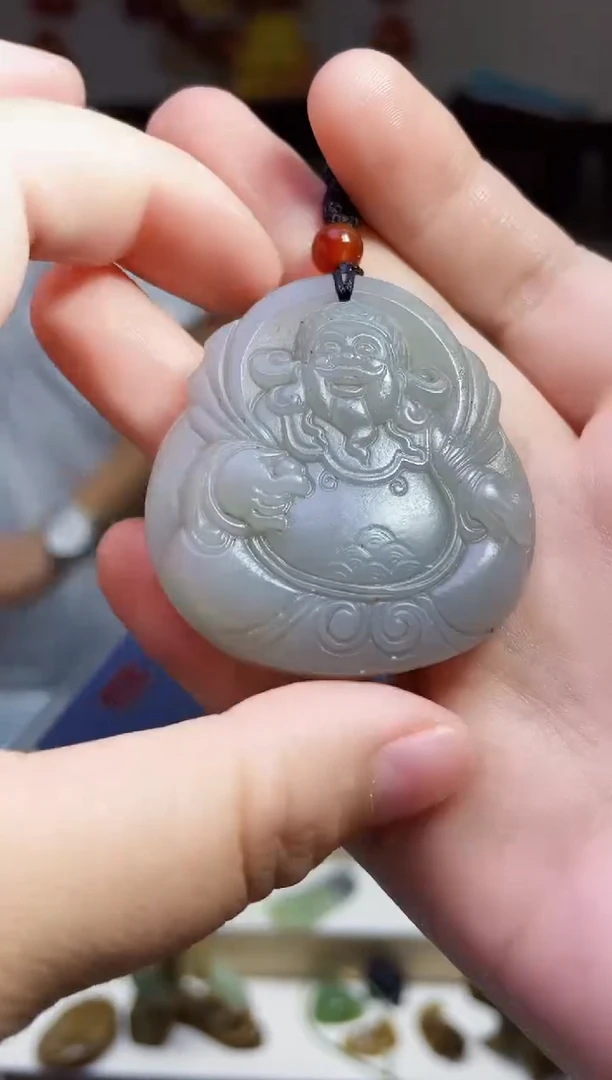 和田玉未镶嵌颈饰1