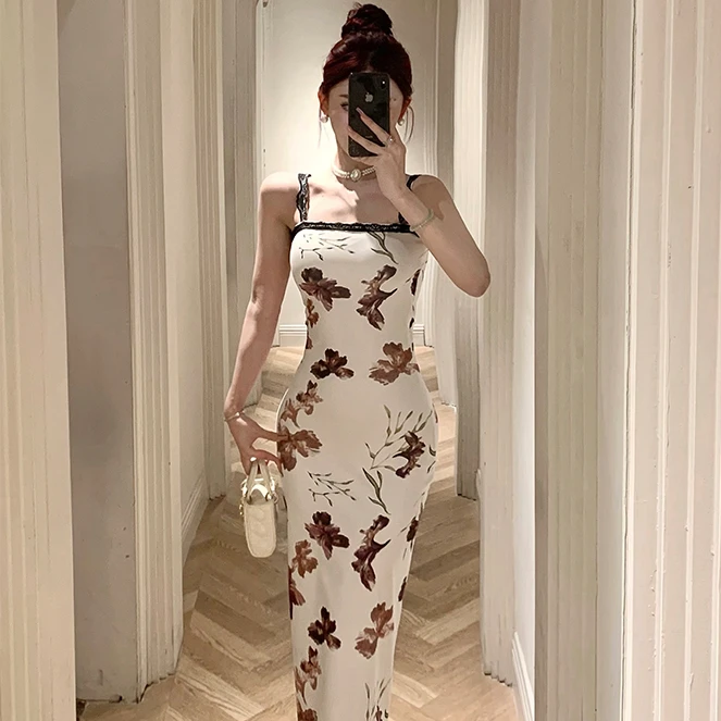 夏季新款紫花甜美温柔蕾丝拼接吊带连衣裙品质弹力包臀修身印花裙