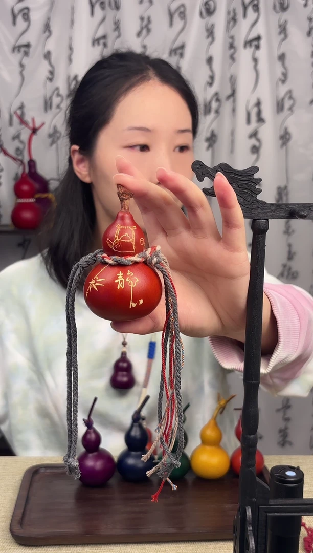 大漆葫芦挂件 雕刻----003