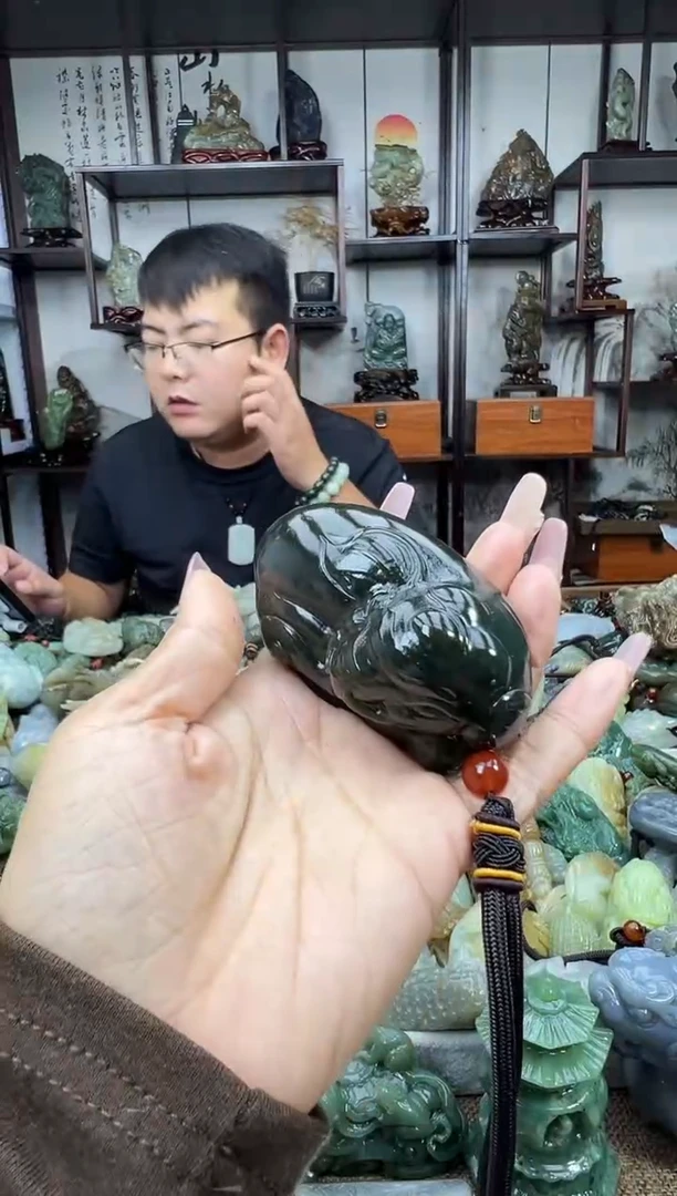 未镶嵌和田玉把件1