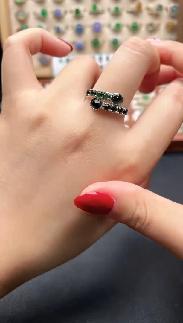 银S925镶嵌戒指翡翠一物一证一礼盒