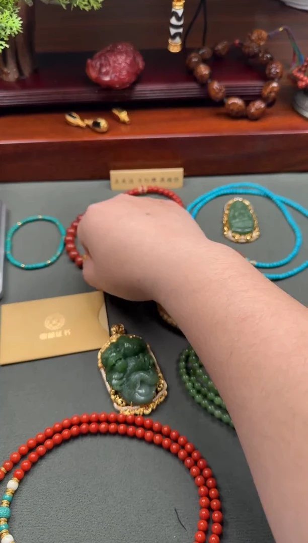 【闪购商品】和田玉（碧玉）手串手串18K金镶嵌手串手串