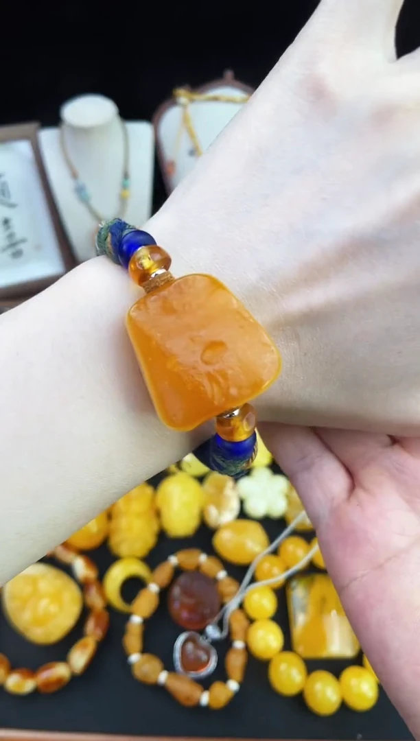 琥珀未镶嵌珠宝奇石柒月