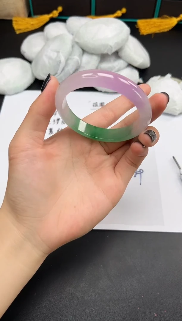 精品手镯礼盒装，一物一拍：49