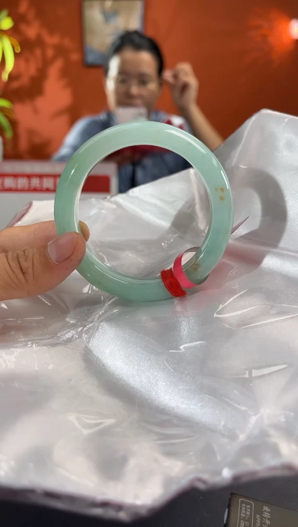 未镶嵌手镯翡翠翡翠手镯