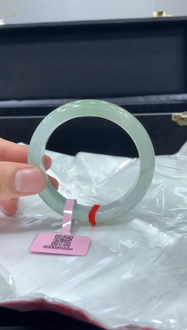 未镶嵌手镯翡翠翡翠手镯