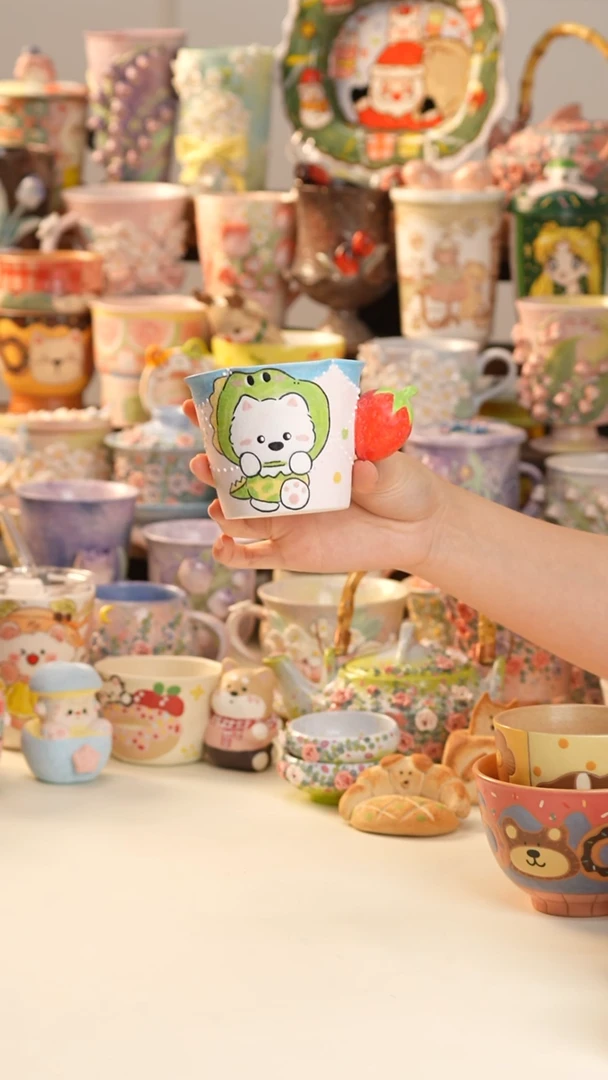 摆件陶景德镇釉下彩手绘设计师款陶瓷