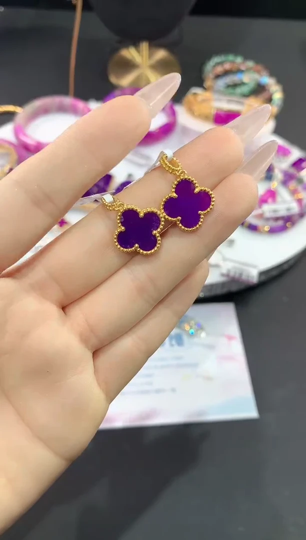 苏纪石（舒俱来）足金镶嵌.吊坠多样性发一
