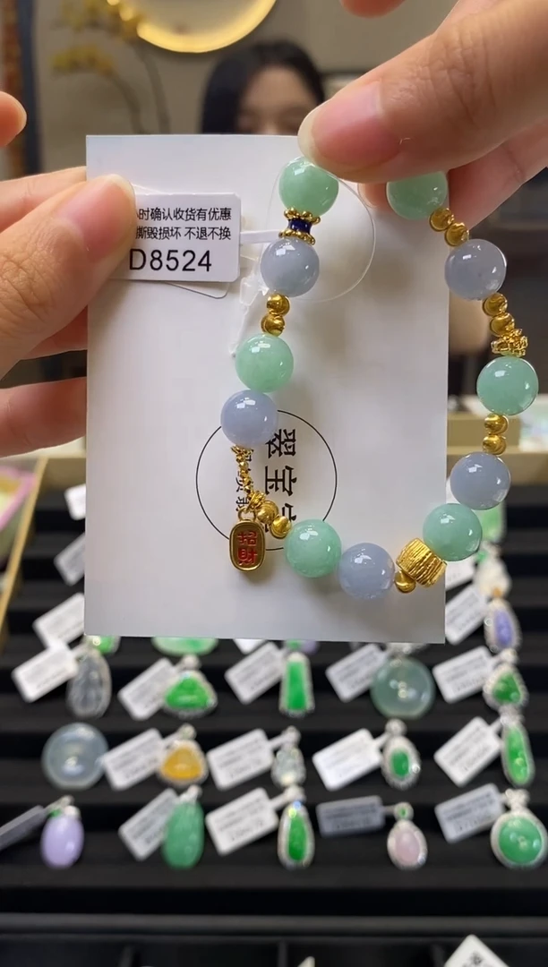 颈饰足金镶嵌翡翠D8524 足金手串 含运营费