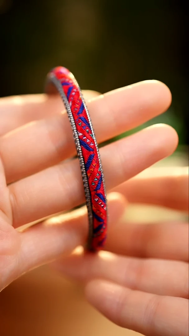 刺绣私人定制苗族手工A73