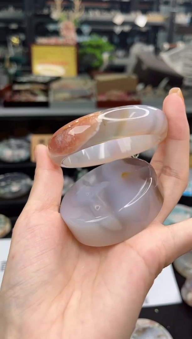 【闪购商品】石英质玉手镯未镶嵌58圈口（赠品镯心）3444259